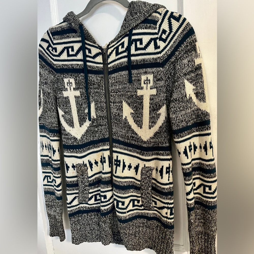 Red dragon apparel women’s sweater XS fits like S/M loose fit